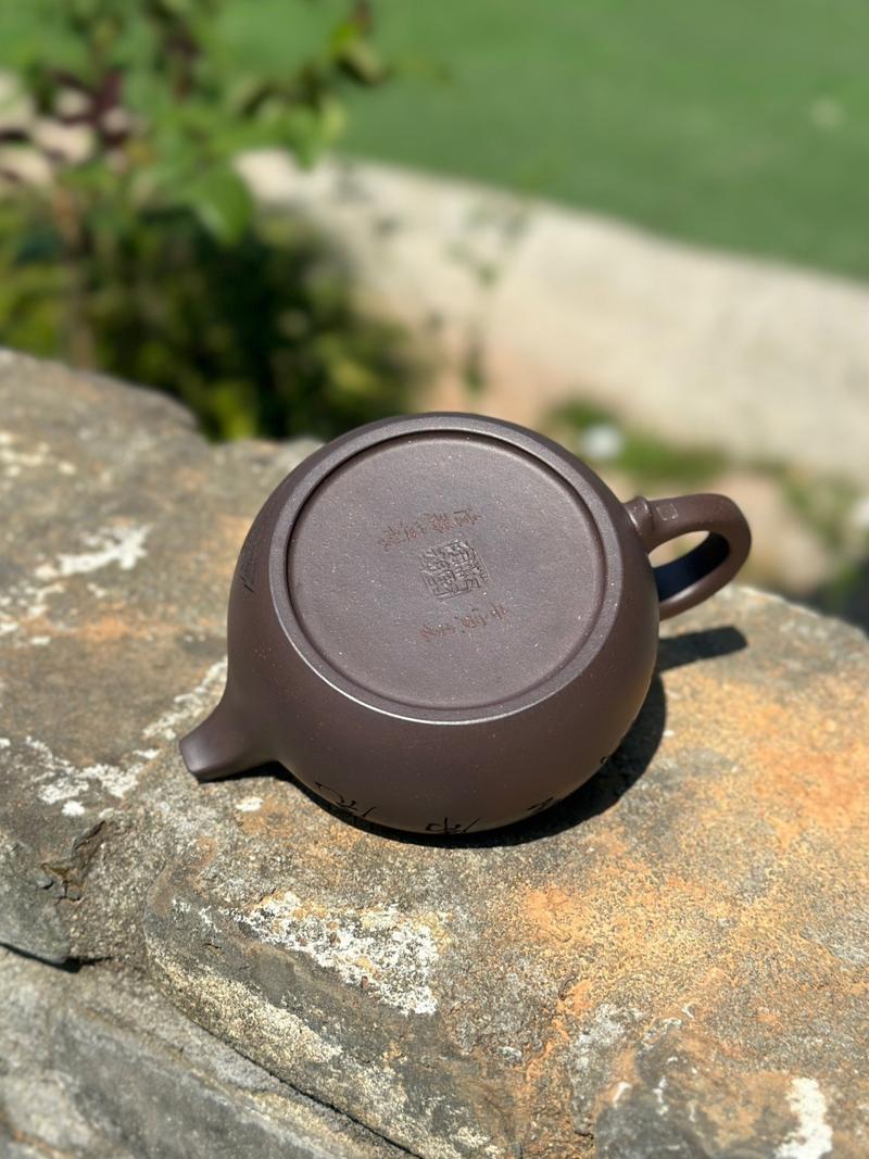 范伟群紫砂壶底章鉴别