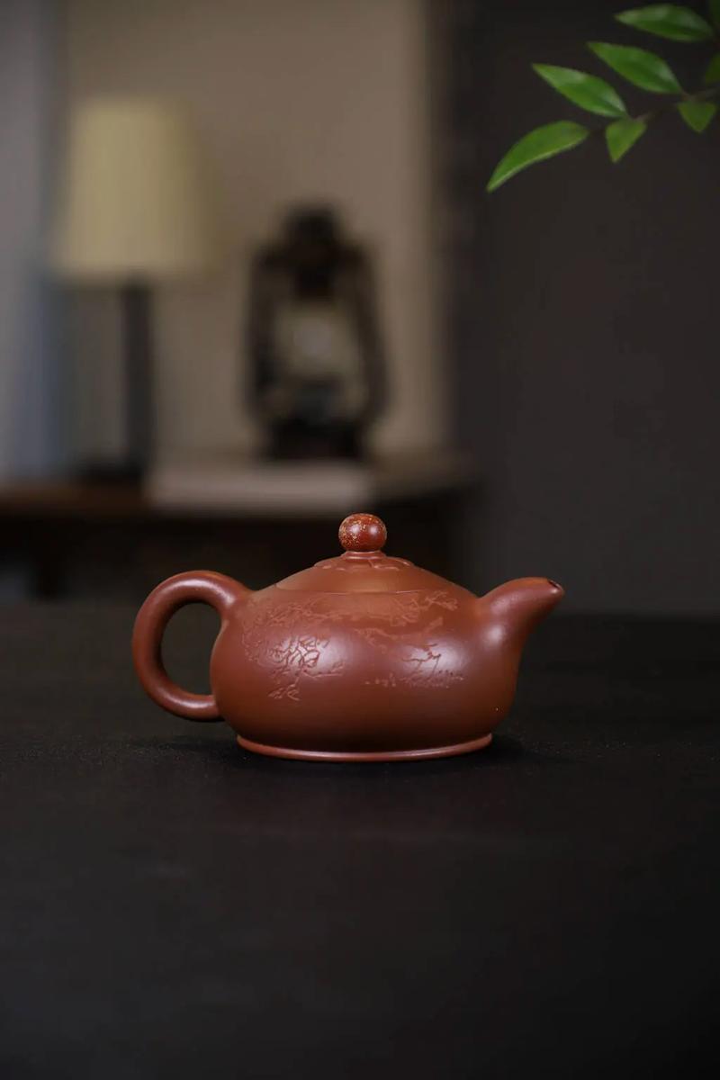 束旦生紫砂壶升值潜力