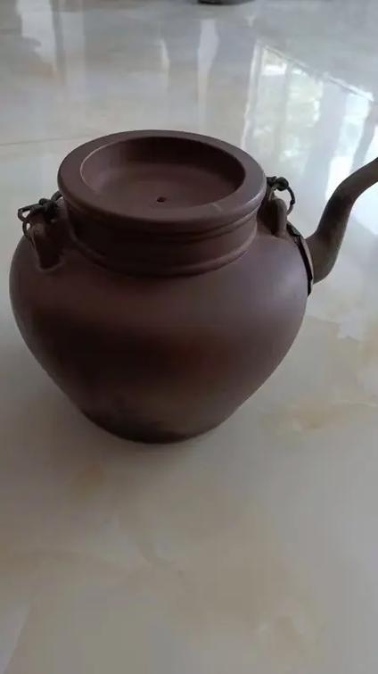 吴生大紫砂壶收藏价值